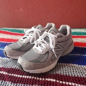 New Balance 990v4 Mint